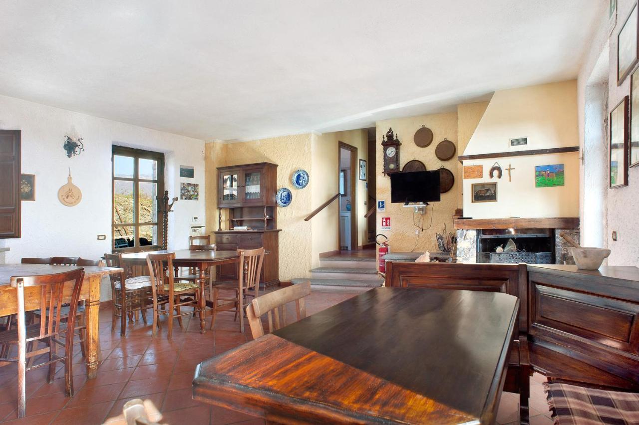 Casa Della Barcareccia Villa Calice al Cornoviglio ภายนอก รูปภาพ